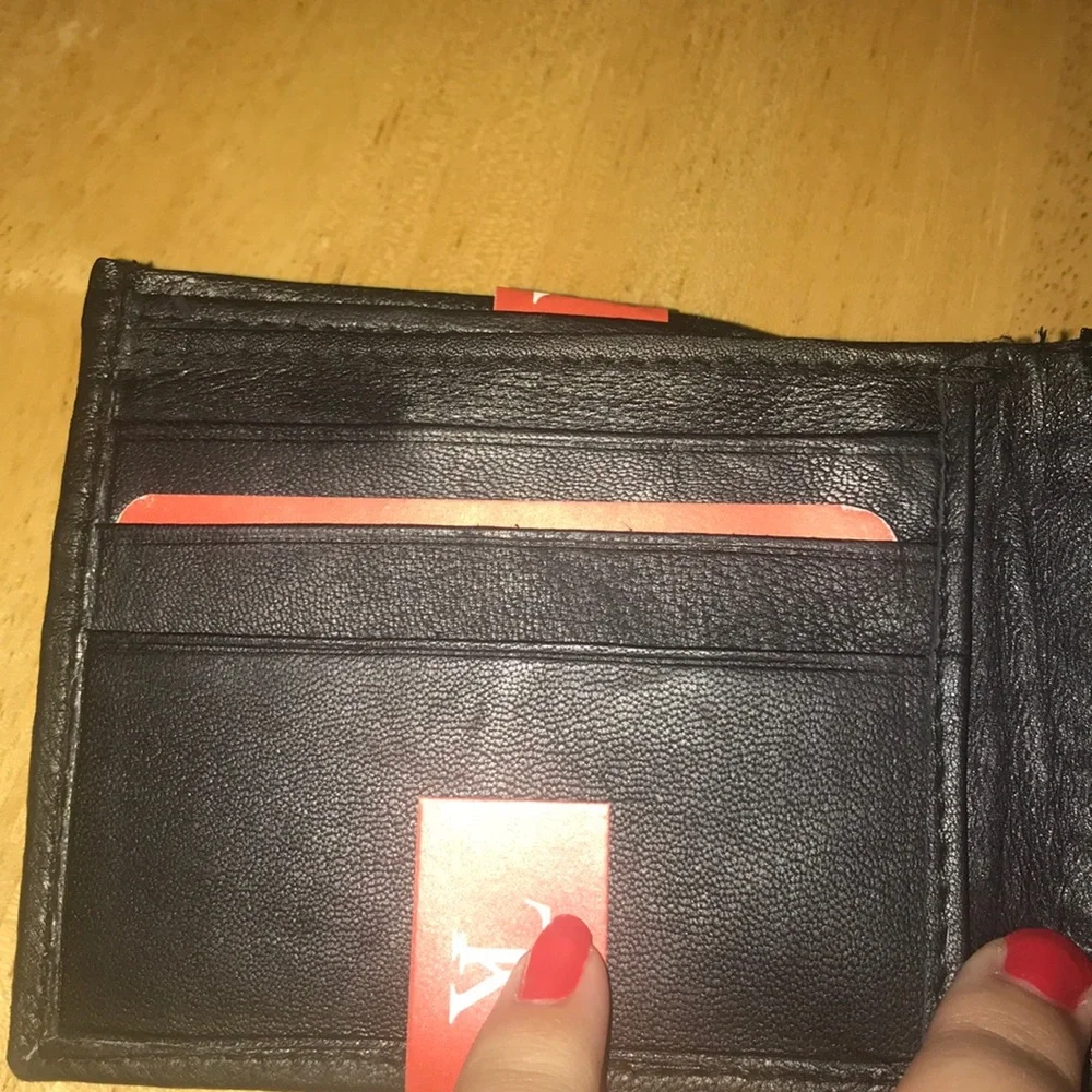 - Bi fold genuine leather wallet brown 9cc slots YL money zipper new